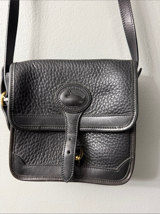 Dooney & Bourke Handbags - vintage Dooney & Bourke Small Surrey Shoulder Bag in black pebbled leather